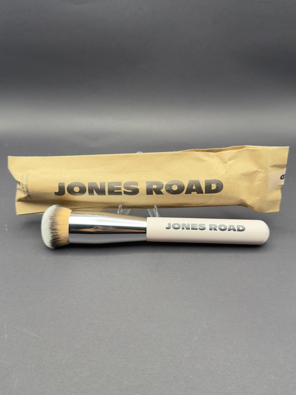 Jones Road The Everything Brush